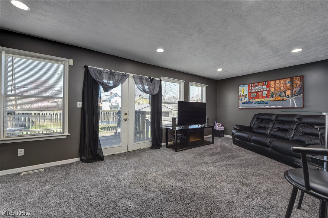 Jefferson Park - Residential