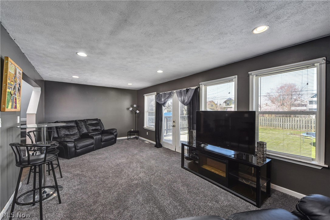 Jefferson Park - Residential