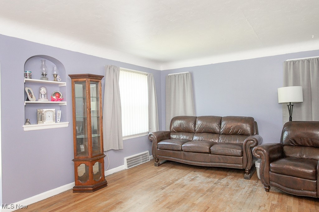 4315 W 137th Street