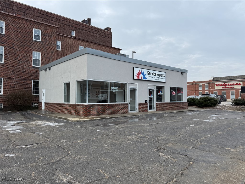 Ravenna - Commercial Sale