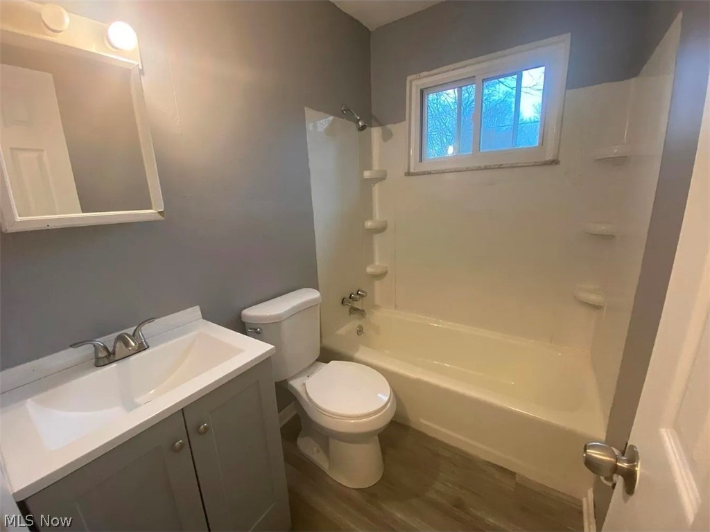 L A Young Park Allotment - Residential Income