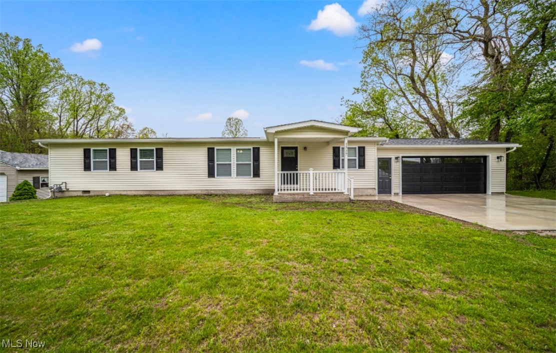 1527 Carterland Drive, Ashtabula, Ohio image 1