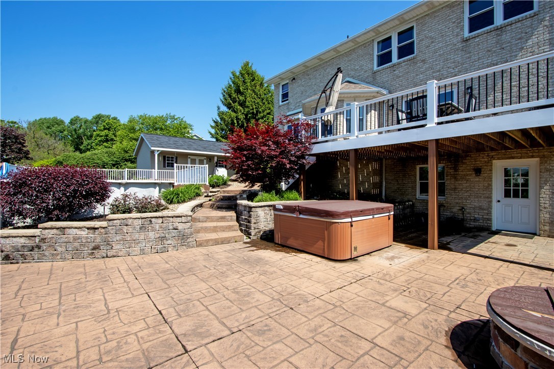 9815 Fox Knoll Drive, Orrville, Ohio image 13