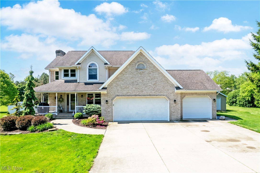 9815 Fox Knoll Drive, Orrville, Ohio image 1