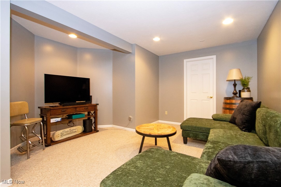9815 Fox Knoll Drive, Orrville, Ohio image 27