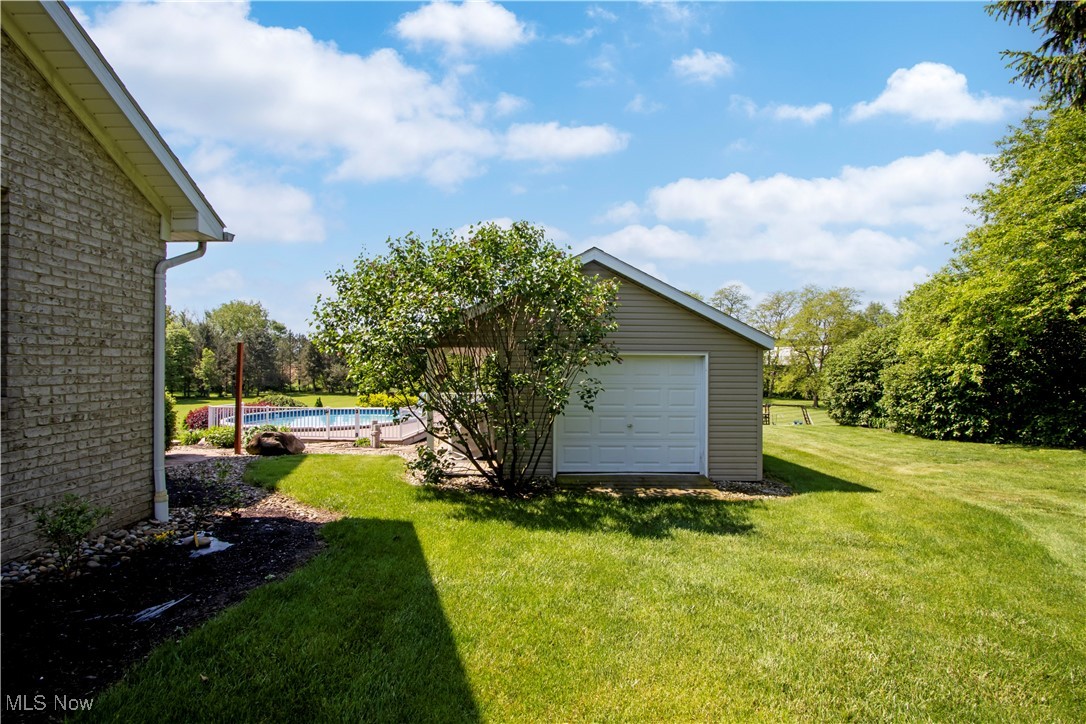 9815 Fox Knoll Drive, Orrville, Ohio image 9