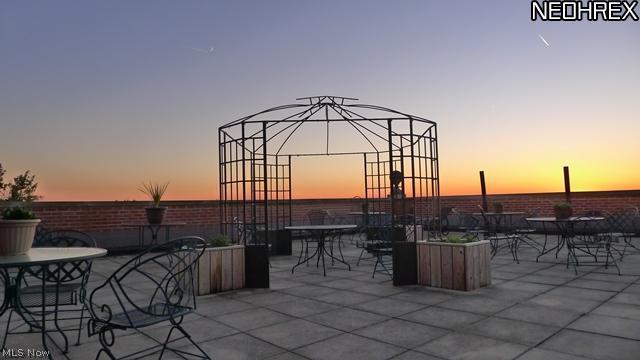 SHAKER COURTS - Residential Lease