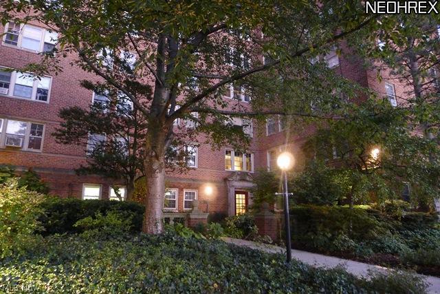 SHAKER COURTS - Residential Lease