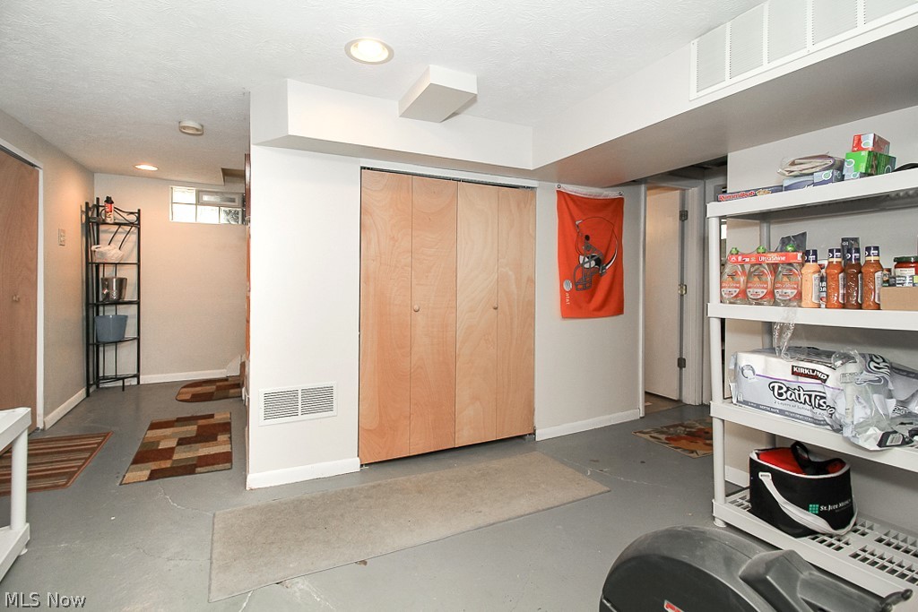 Riverview 03 - Residential