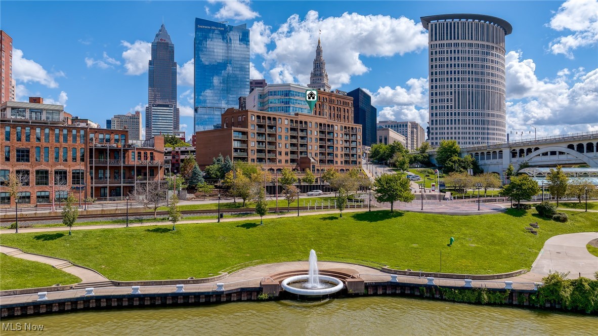 Cleveland, Ohio 44113, United States, 1 Bedroom Bedrooms, ,1 BathroomBathrooms,Residential,Contingent,200827