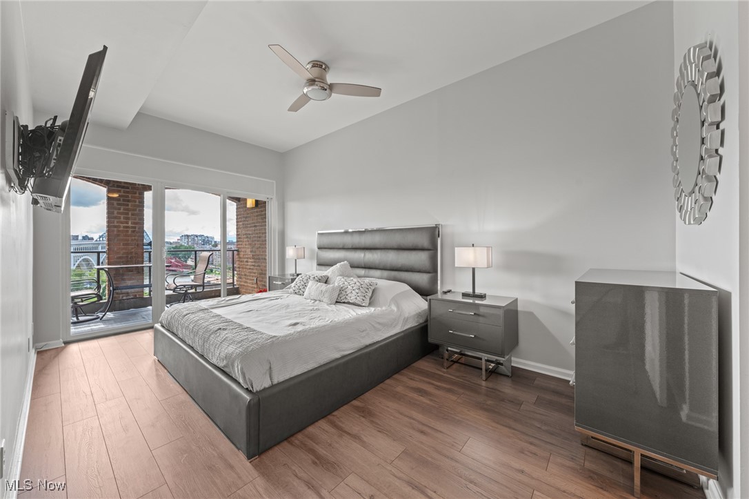 Cleveland, Ohio 44113, United States, 1 Bedroom Bedrooms, ,1 BathroomBathrooms,Residential,Contingent,200827