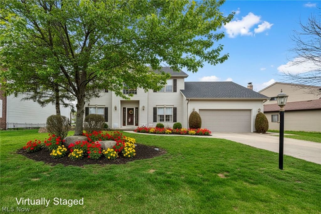 Photo of 17200 GREENWOOD Drive, Strongsville, OH 44149 (MLS # 5194783)