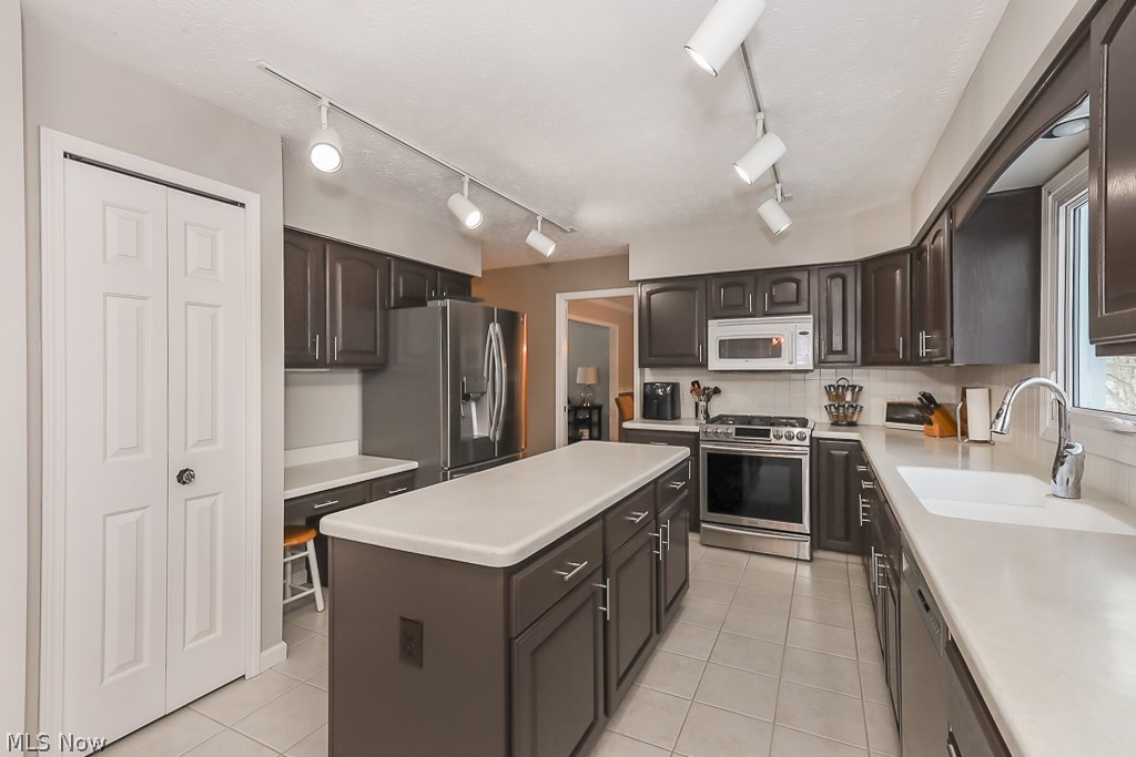 Oakview Estates - Residential