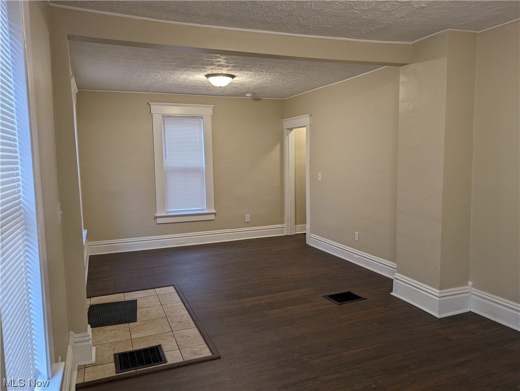 Collinwood - Residential Lease
