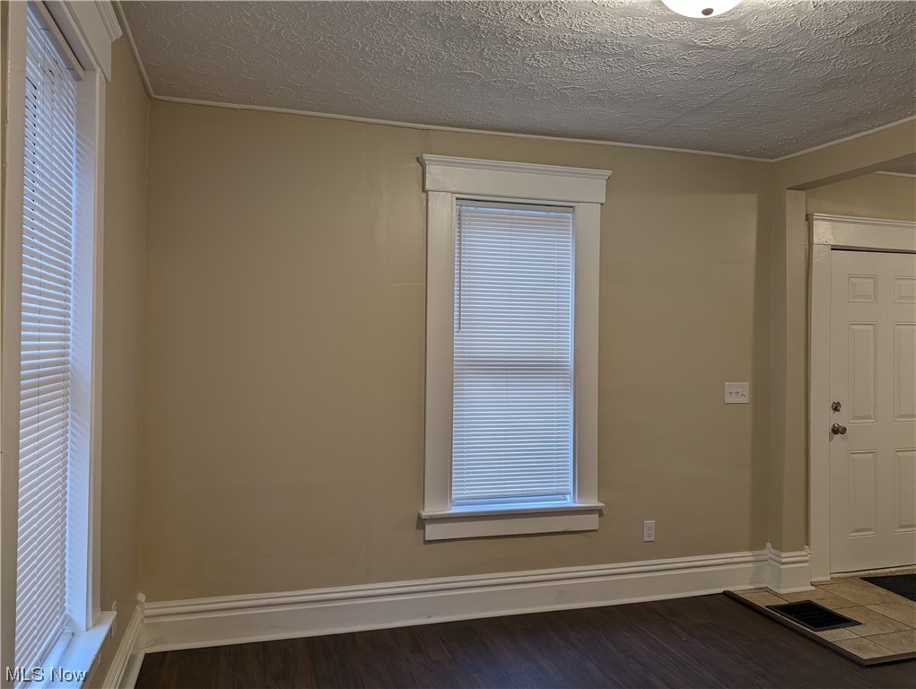Collinwood - Residential Lease