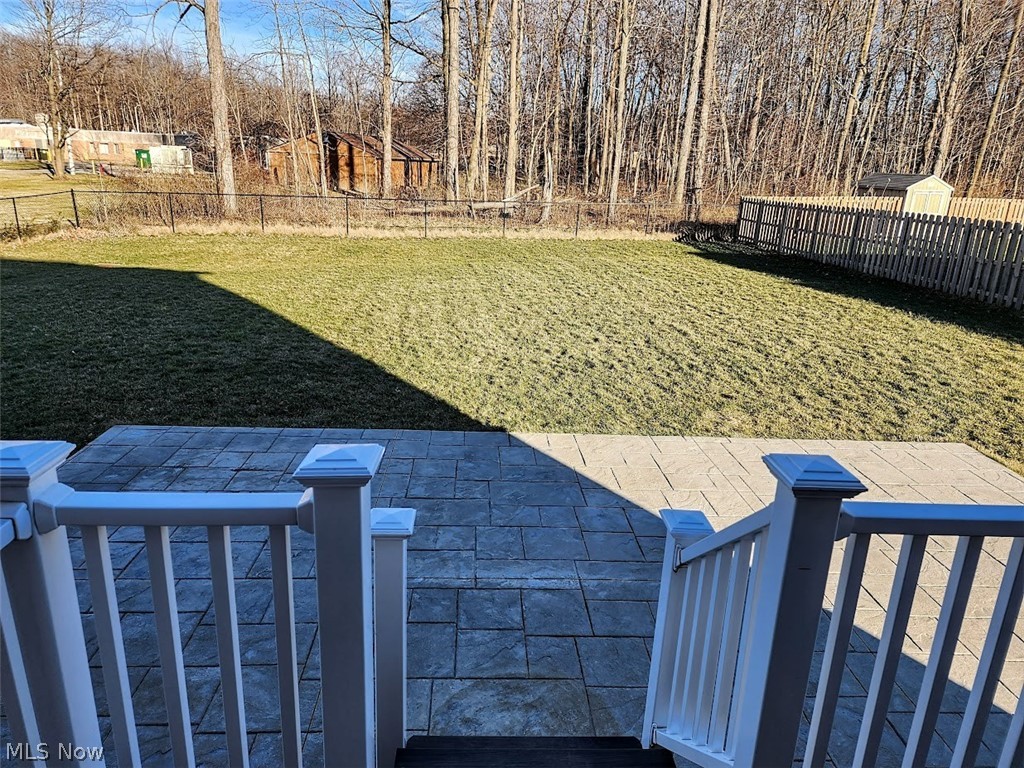 Aces Paradise Sub - Residential