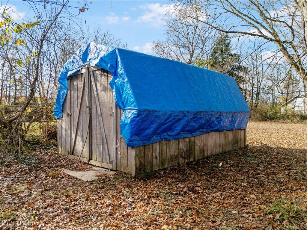 3853 Morley Drive, Kent, Ohio image 25