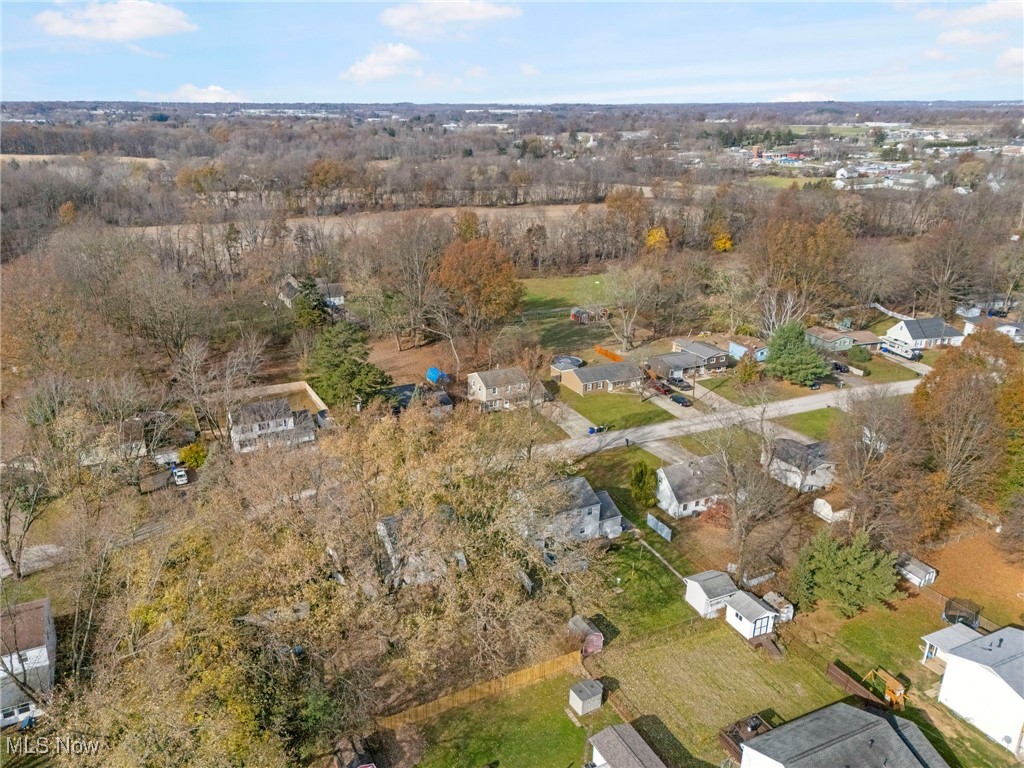 3853 Morley Drive, Kent, Ohio image 29