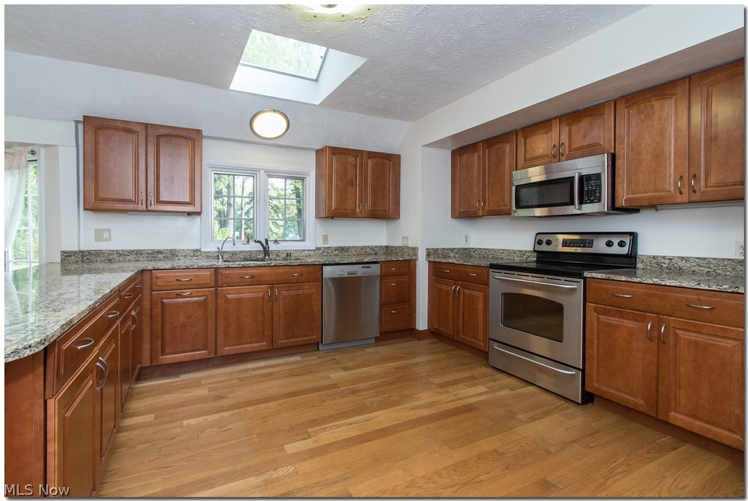 Moreland Hills Cos Hill & Dal - Residential