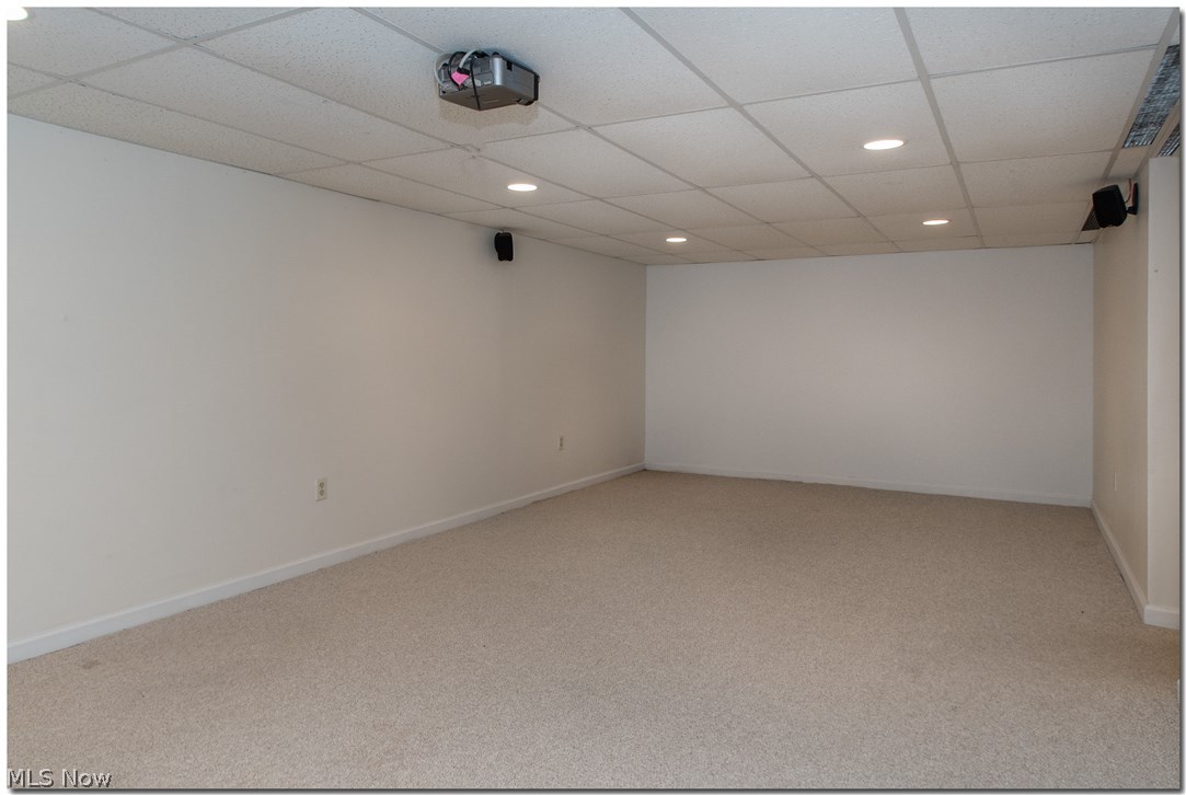 Moreland Hills Cos Hill & Dal - Residential