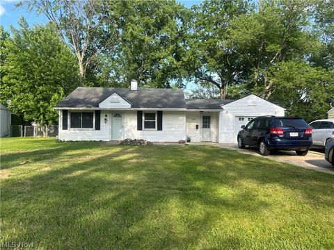 Homes For Sale - 4897 Belle Meadow Road<br/> Mentor, OH 44060