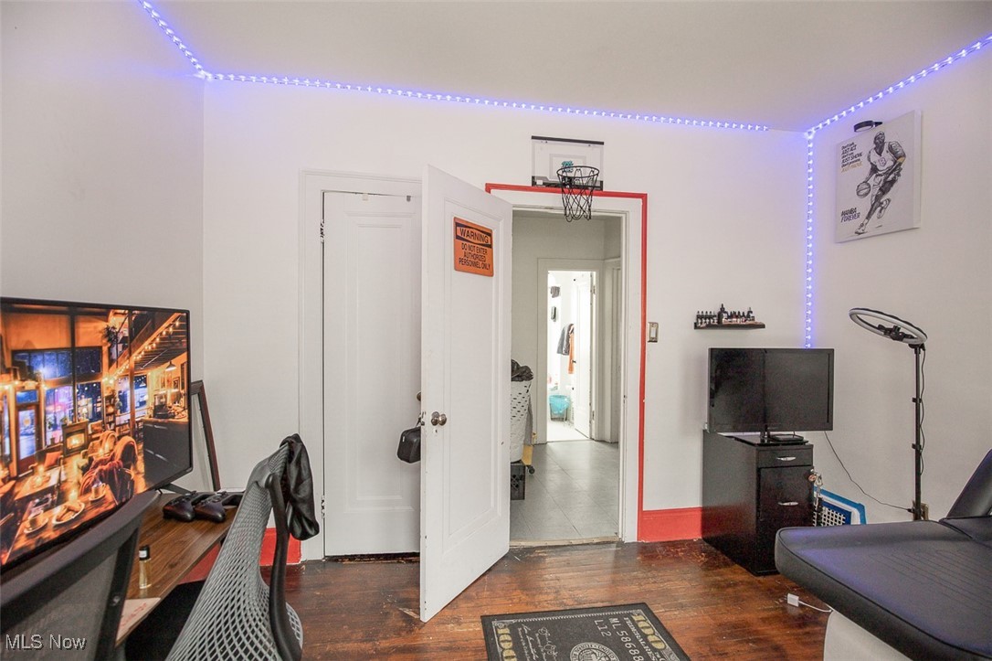 Coventry Mayfield - Residential Income