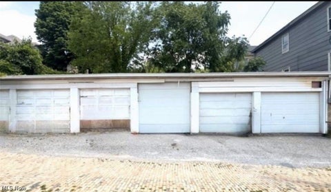 Photo for 422 Grove Alley