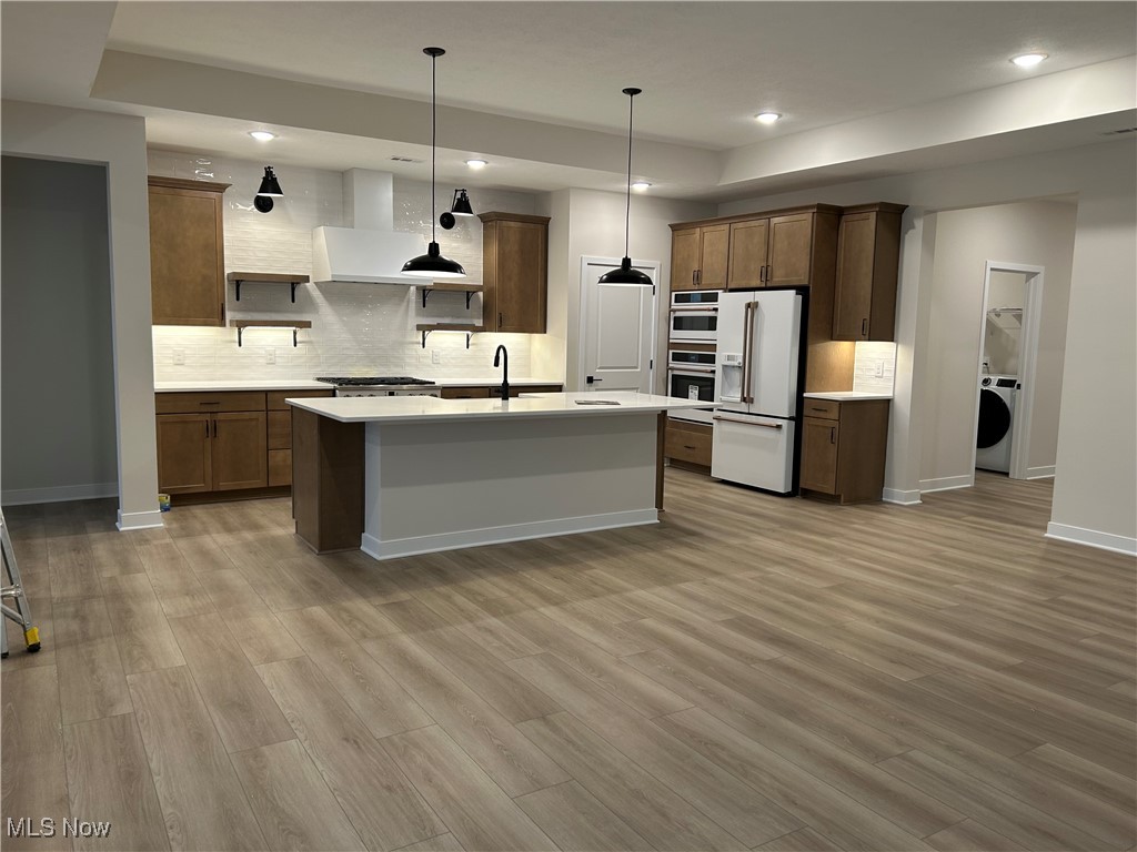 Four Seasons at Sandstone - Residential