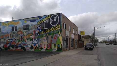 Mixed Use in Parma OH 5753 Ridge Road.jpg