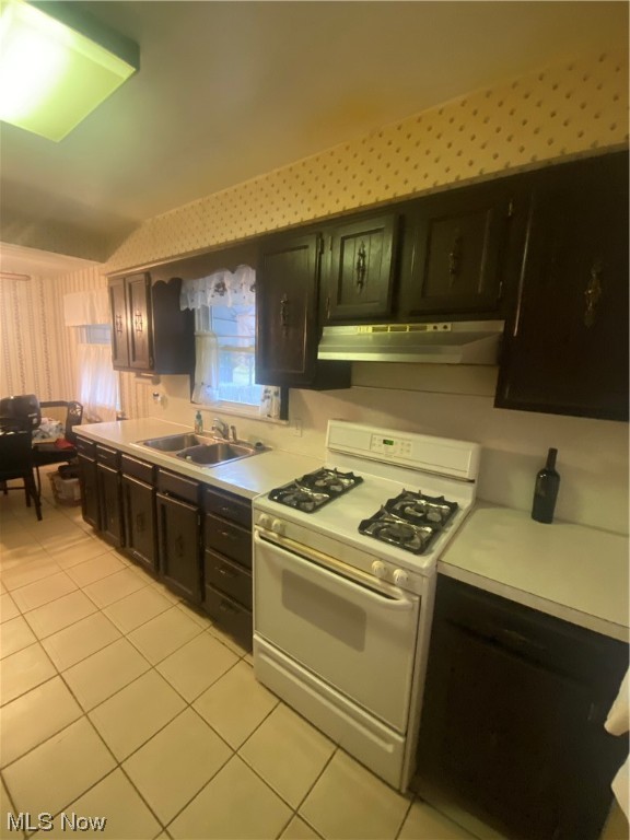 New England Lanes 03 - Residential