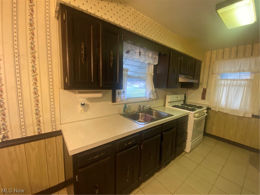 New England Lanes 03 - Residential