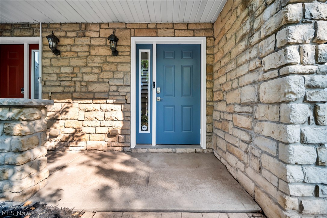 S S Tones Surv/College - Residential