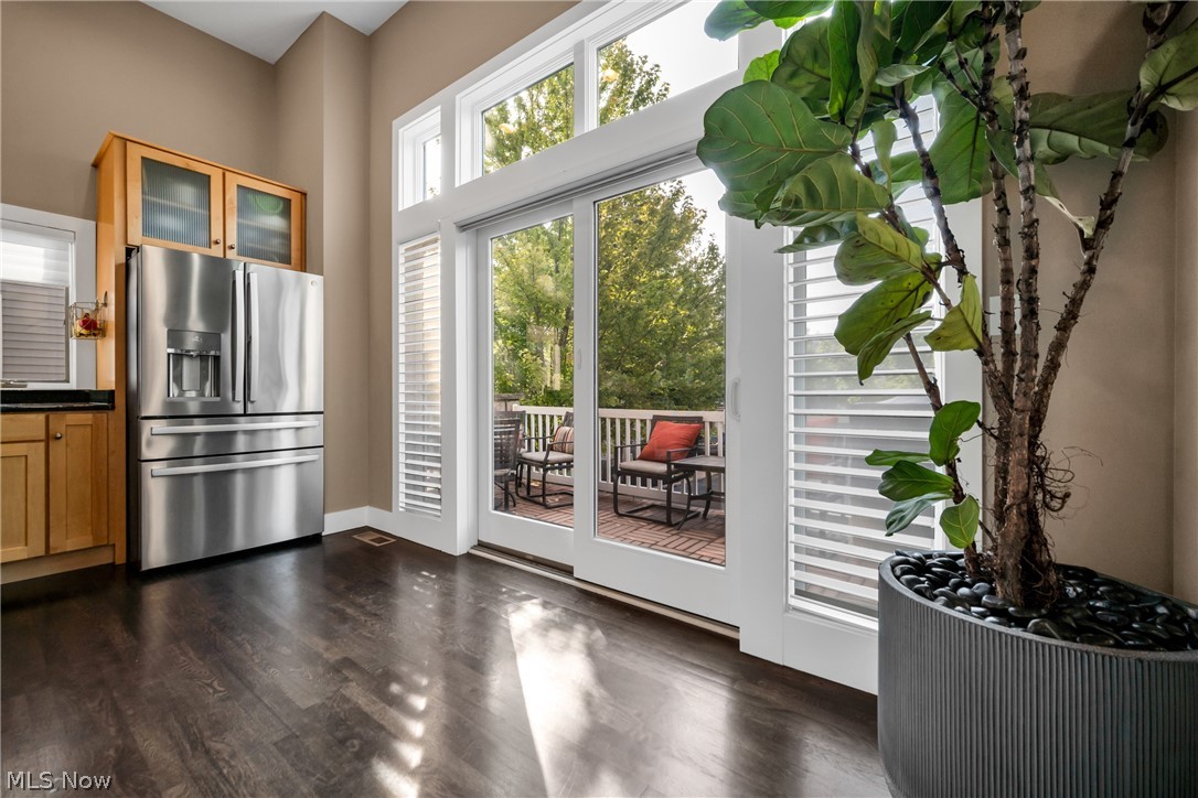 S S Tones Surv/College - Residential