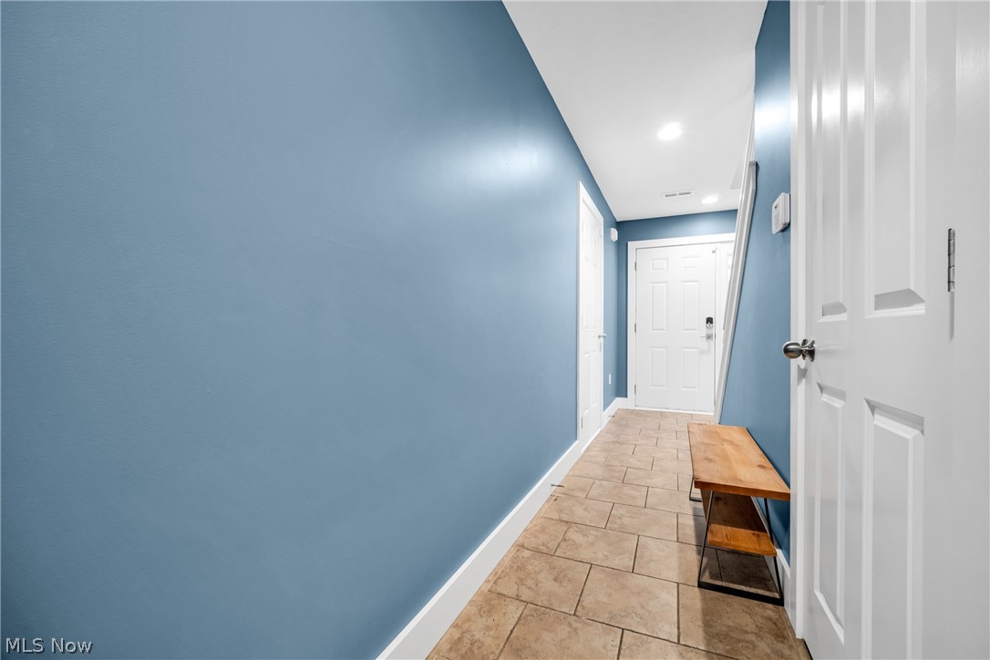 S S Tones Surv/College - Residential