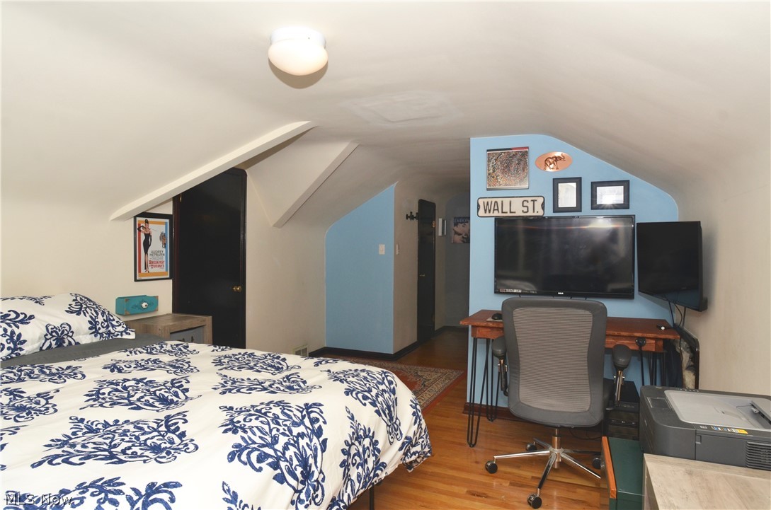 H A Stahl Properties Cos Ridg - Residential