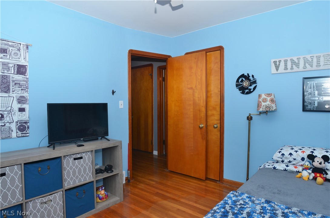 H A Stahl Properties Cos Ridg - Residential