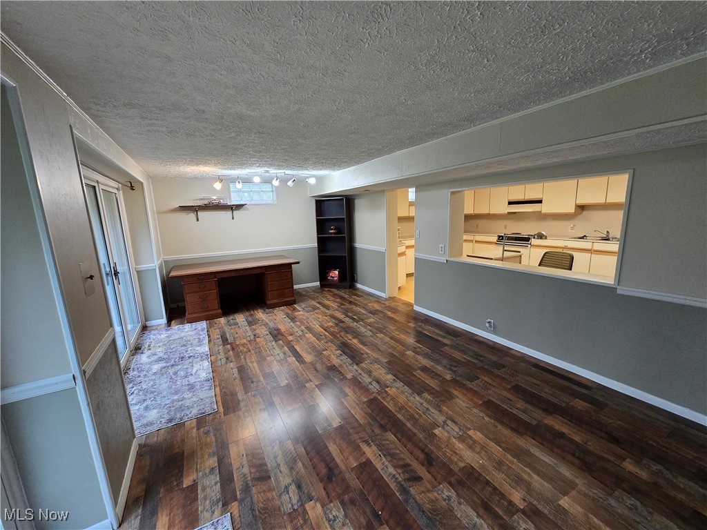 621 Brookpark Drive, Cuyahoga Falls, Ohio image 20