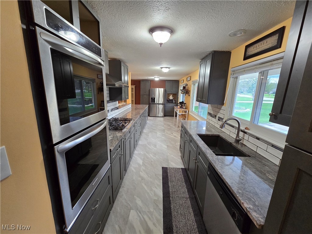 621 Brookpark Drive, Cuyahoga Falls, Ohio image 4