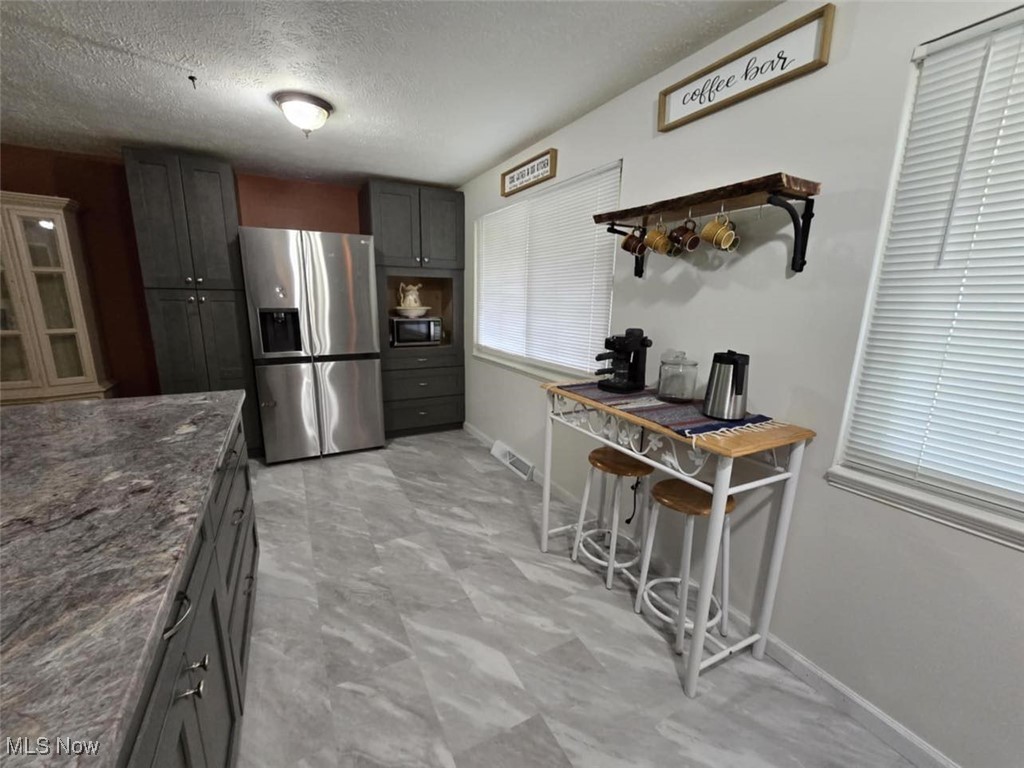 621 Brookpark Drive, Cuyahoga Falls, Ohio image 3