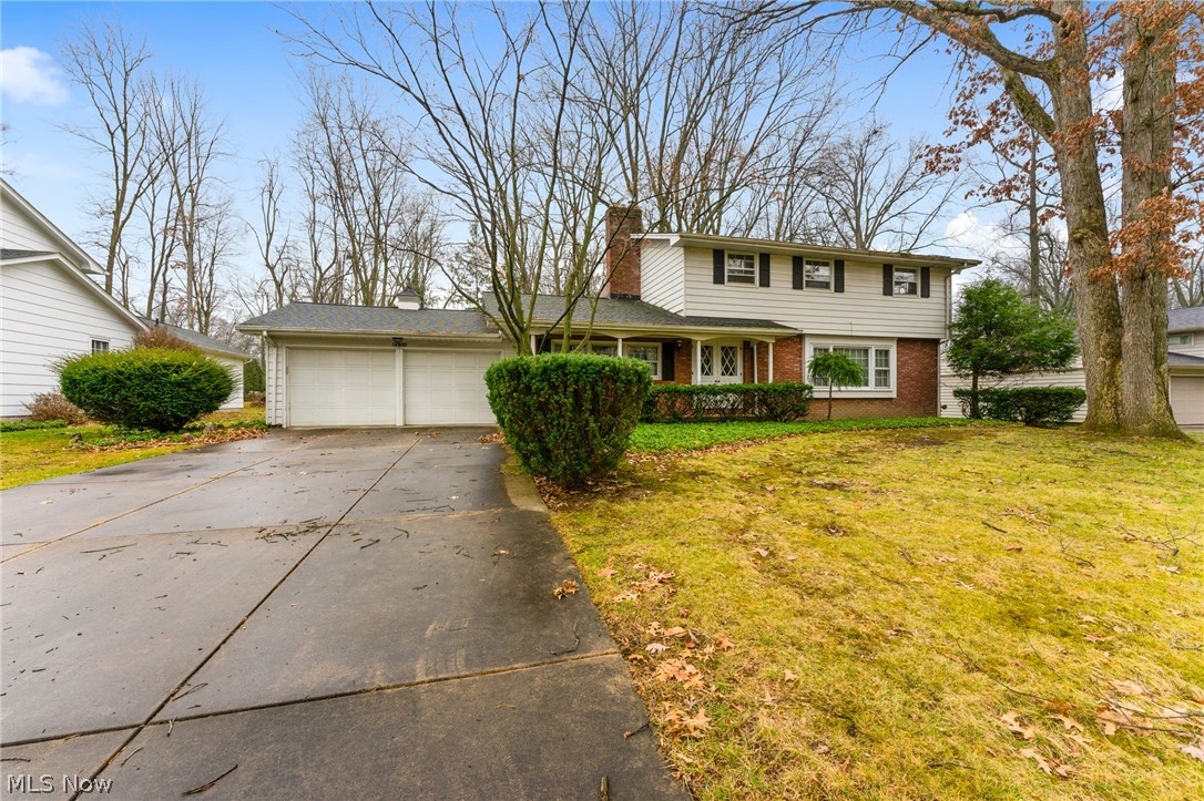 You definitely have to check out this home located in a great neighborhood sitting on a little over half acre. Home consists of an open floor plan from kitchen to family room. Living room is large and sits right off the dining room. There is a room right off the family room with a half bath that can be used as a bedroom or office. Top floor consists of 3 large bedrooms and 2 full baths. Schedule your showing today!