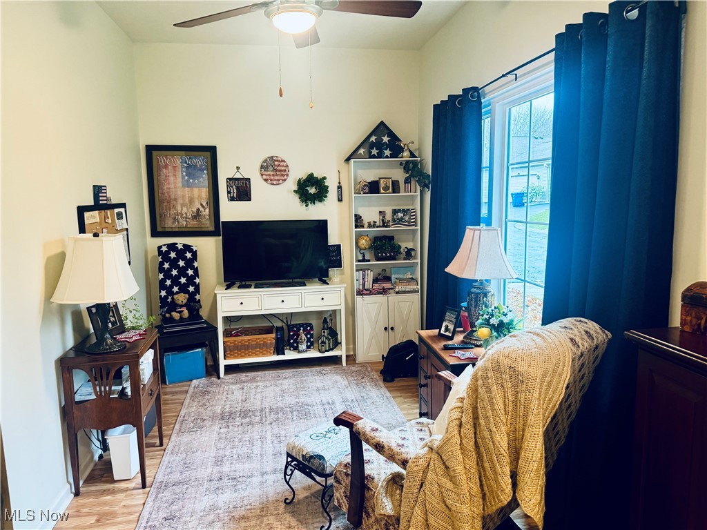 Clingan Xing Condo - Residential