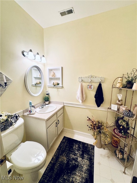 Clingan Xing Condo - Residential