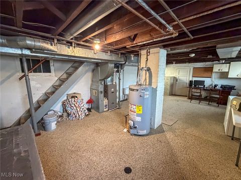 Tiny photo for 1011 Pennsylvania Avenue, McDonald, OH 44437 (MLS # 5179936)