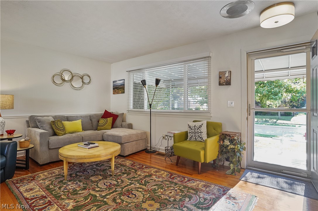 Charring Cross Meadows - Residential
