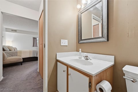 Tiny photo for 27069 Oakwood Circle #214W, Olmsted Township, OH 44138 (MLS # 5256331)