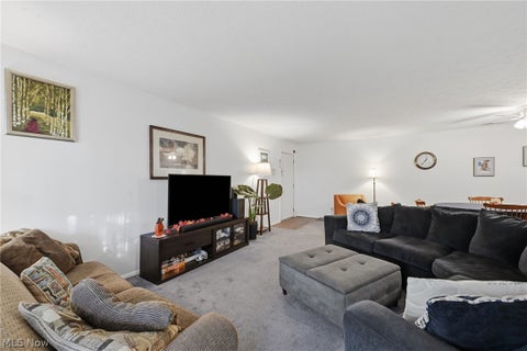 Tiny photo for 27069 Oakwood Circle #214W, Olmsted Township, OH 44138 (MLS # 5256331)