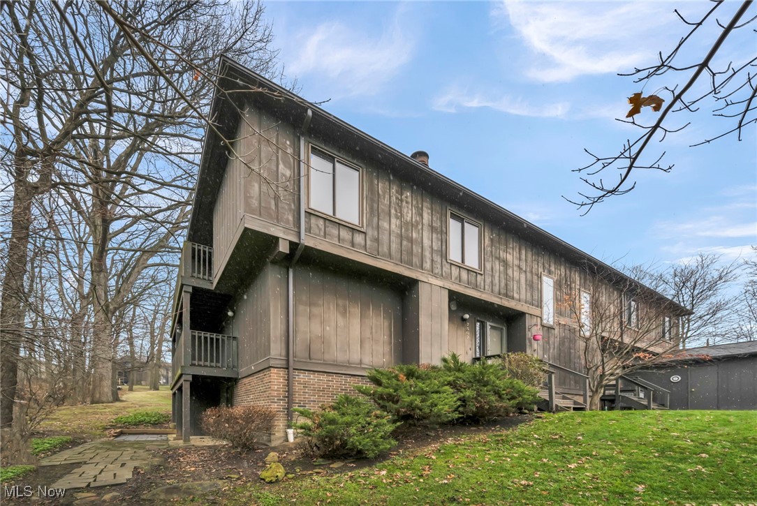 7507 Creekwood Drive #C15, North Royalton, Ohio image 25