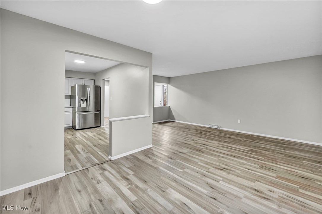 7507 Creekwood Drive #C15, North Royalton, Ohio image 9