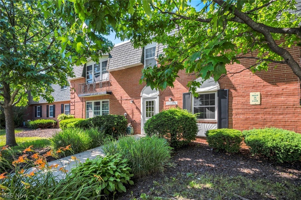 Photo of 4779 Columbia Road #102, North Olmsted, OH 44070 (MLS # 5221641)