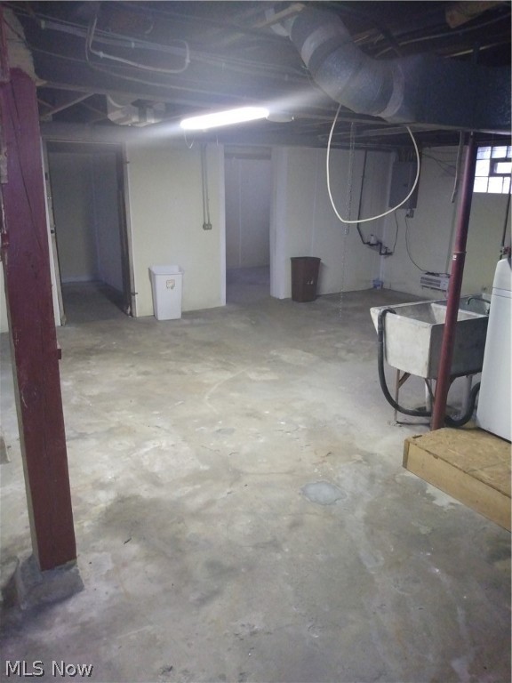 Jennie Ewing & Watson H Stewar - Residential Lease